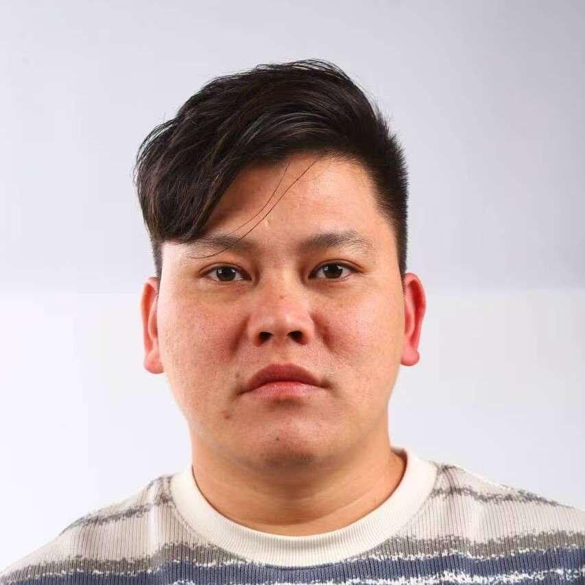 小马哥分析师