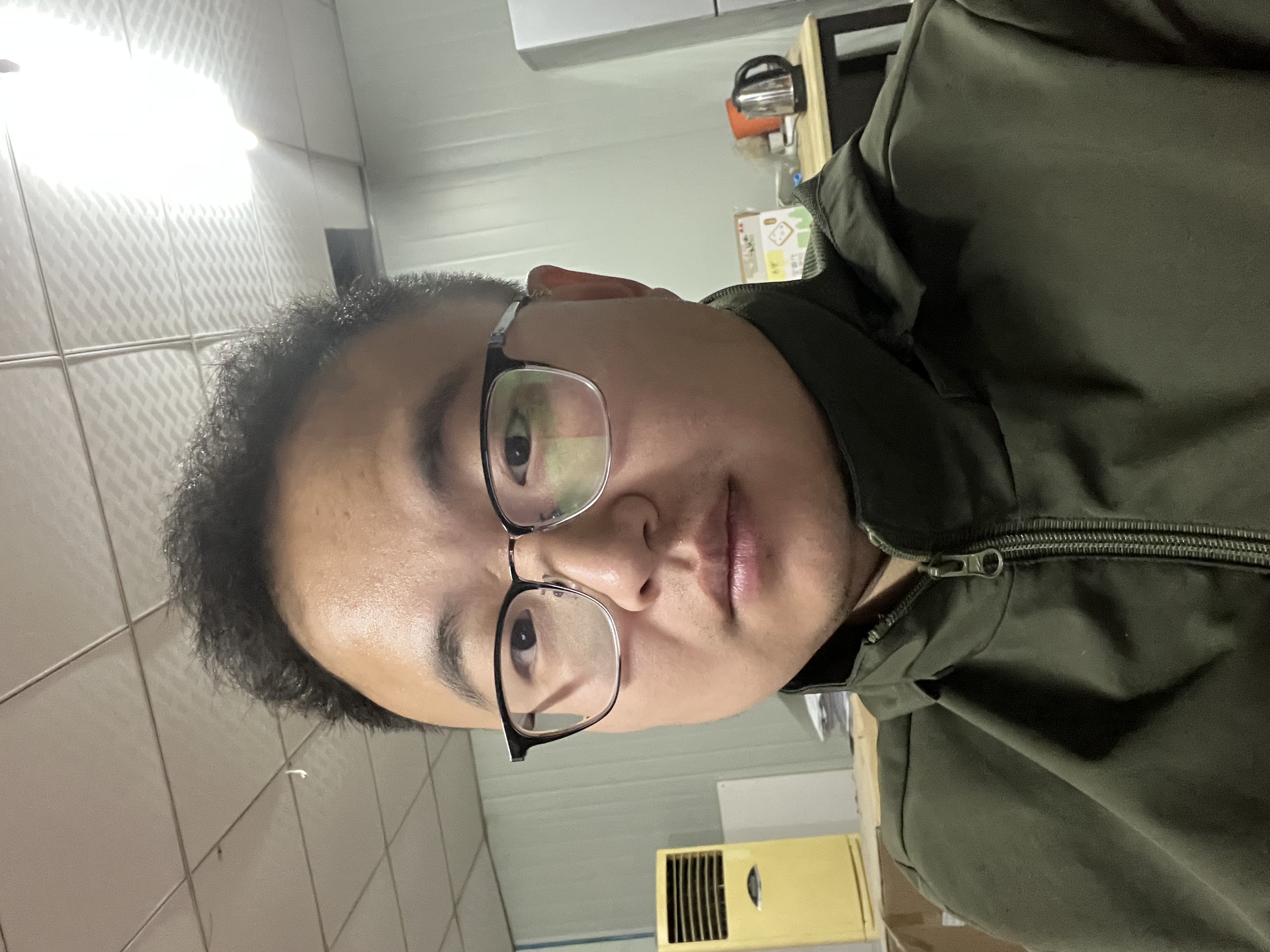 小张看球稳