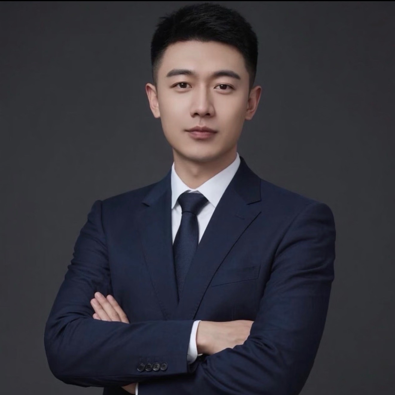串哥玩足篮