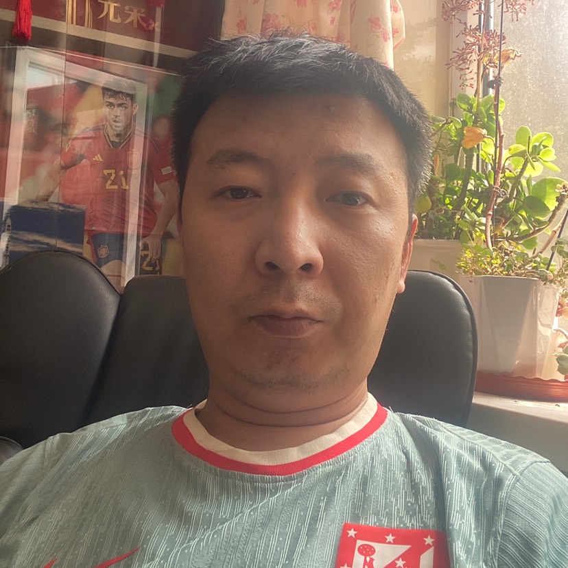 刘鹏足篮懂球