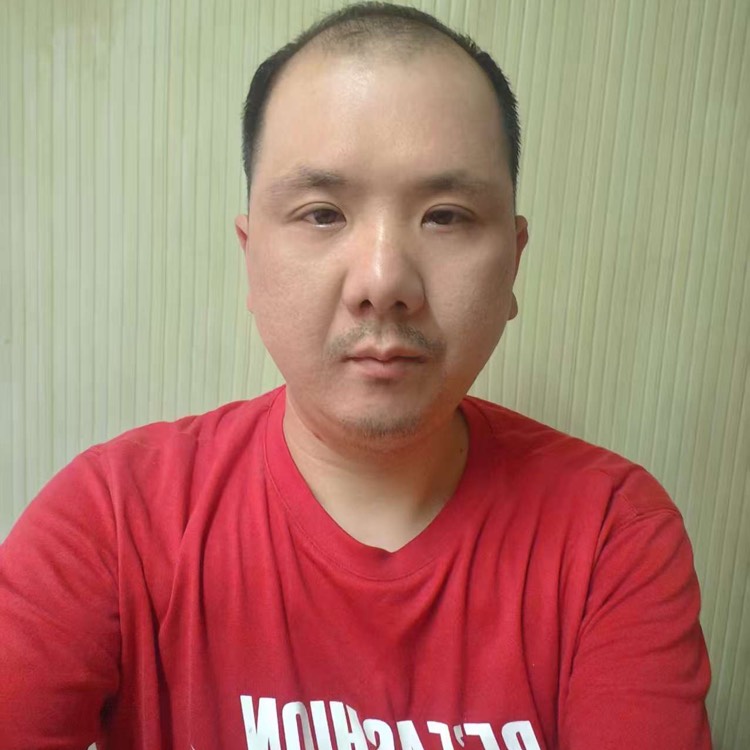 王华爱讲球