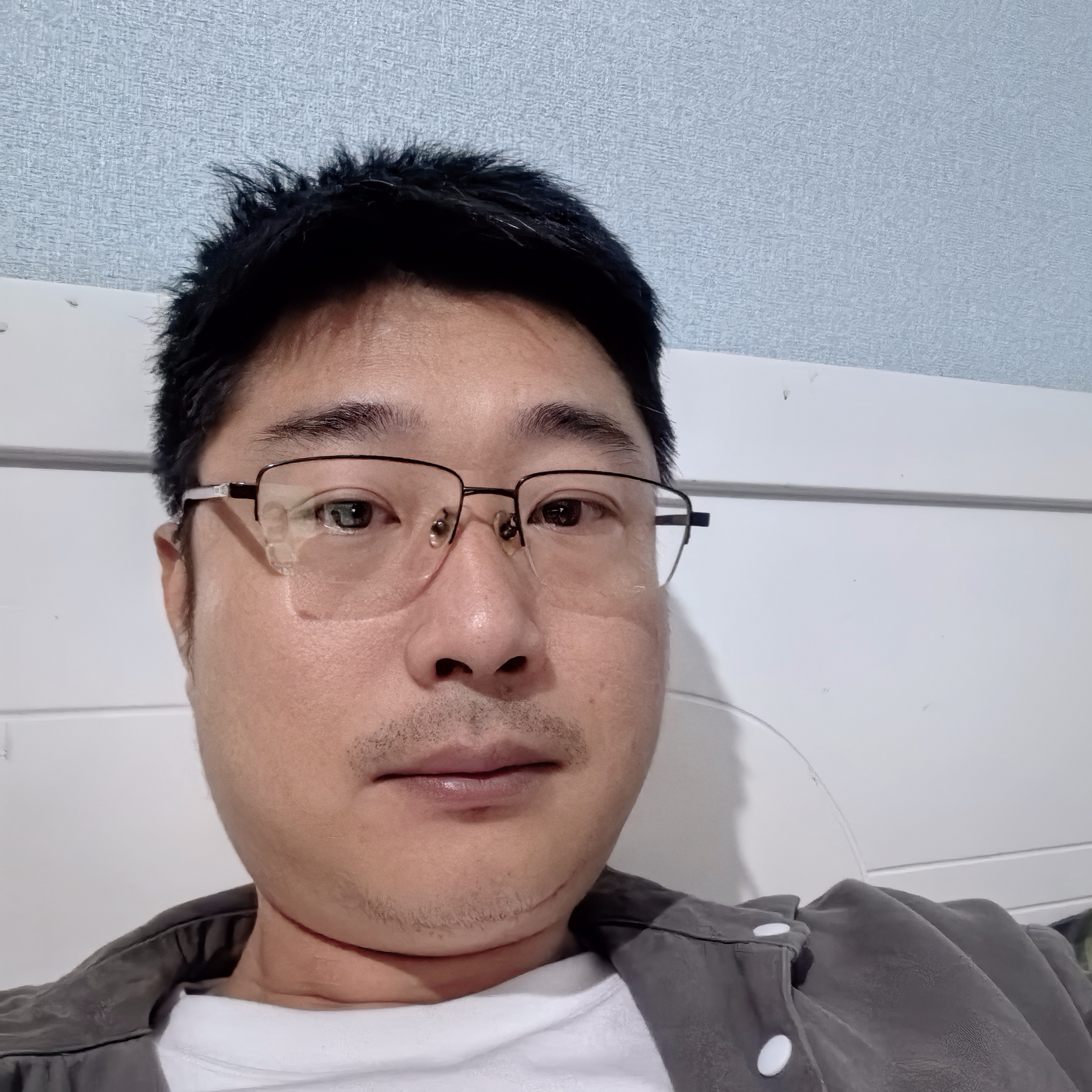 启航玩足篮