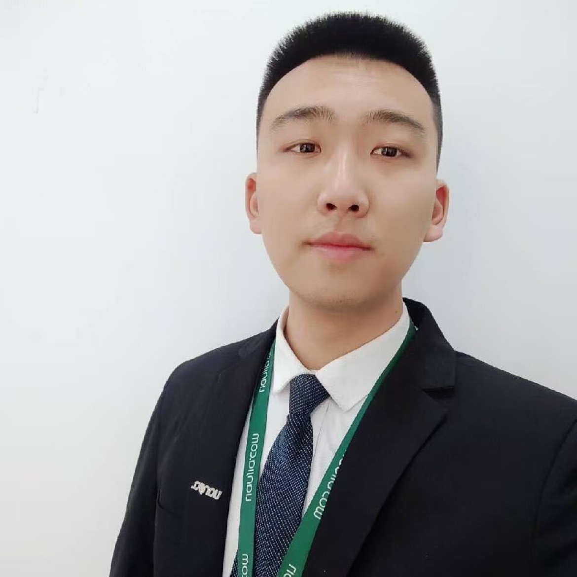 款爷分析师