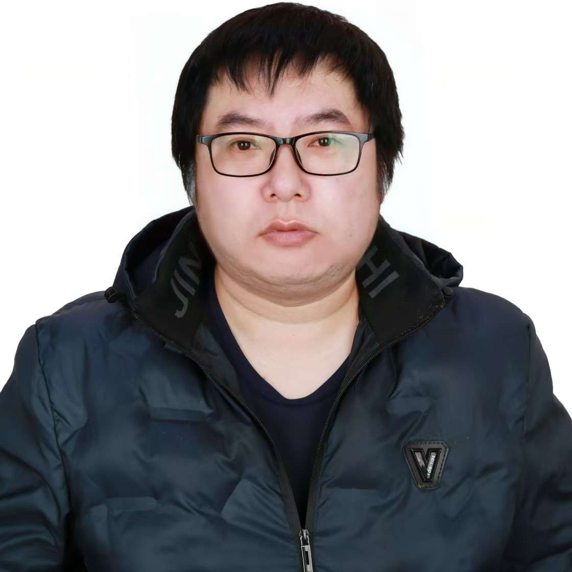 小亮分析师
