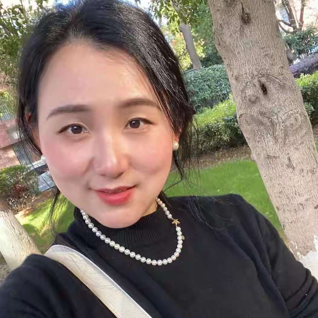 李姐爱看球