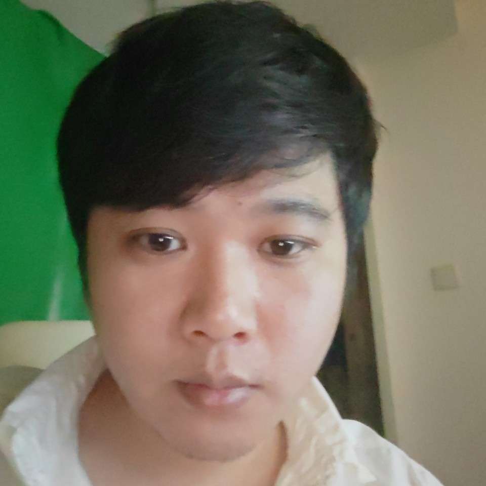 王明解说员