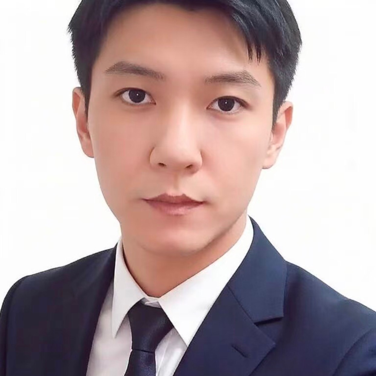 垚昕足篮