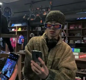 承妍追球