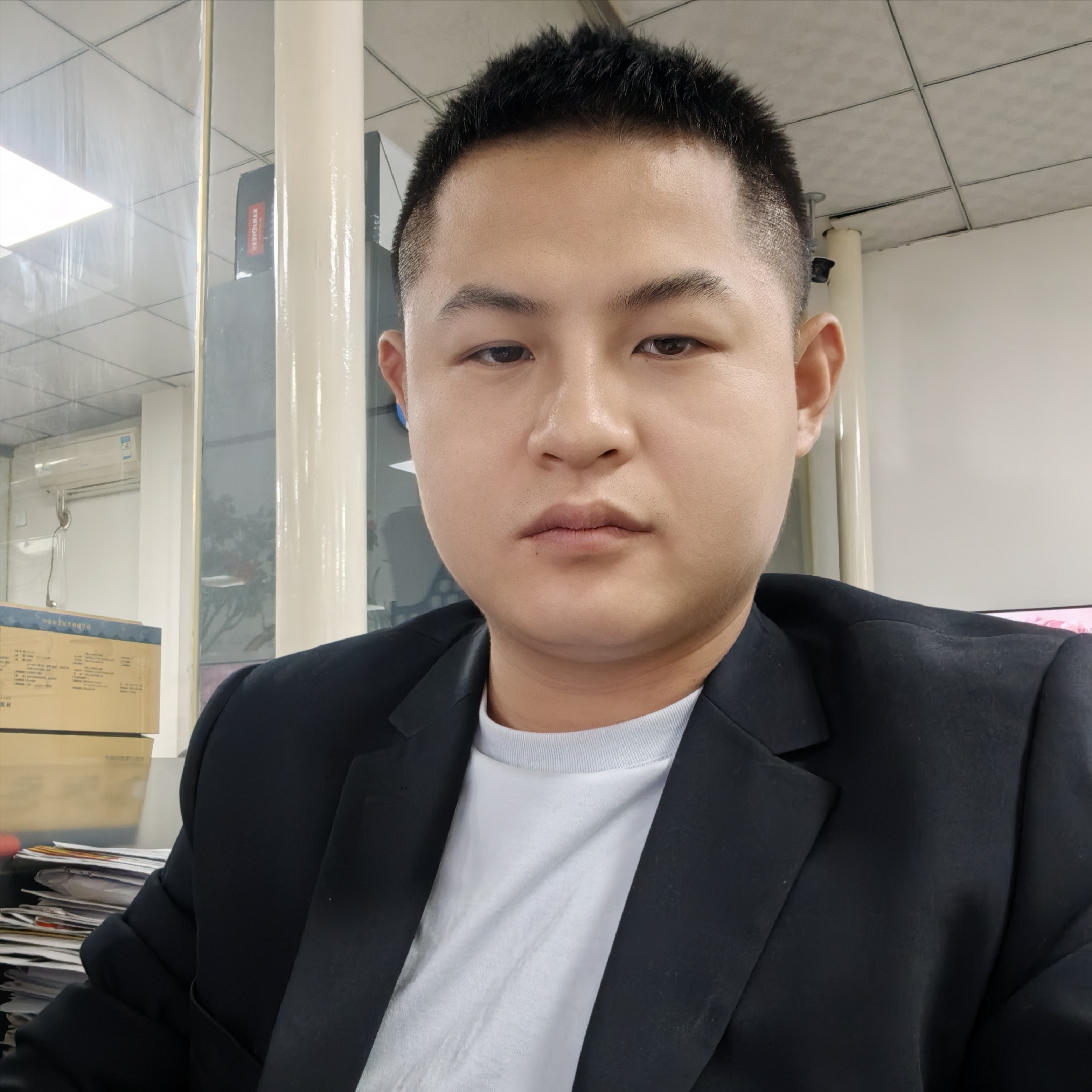 兰帅哥哥足球