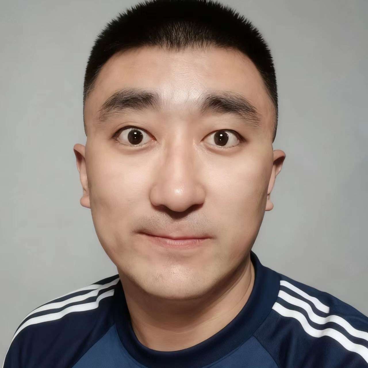 罗本体育