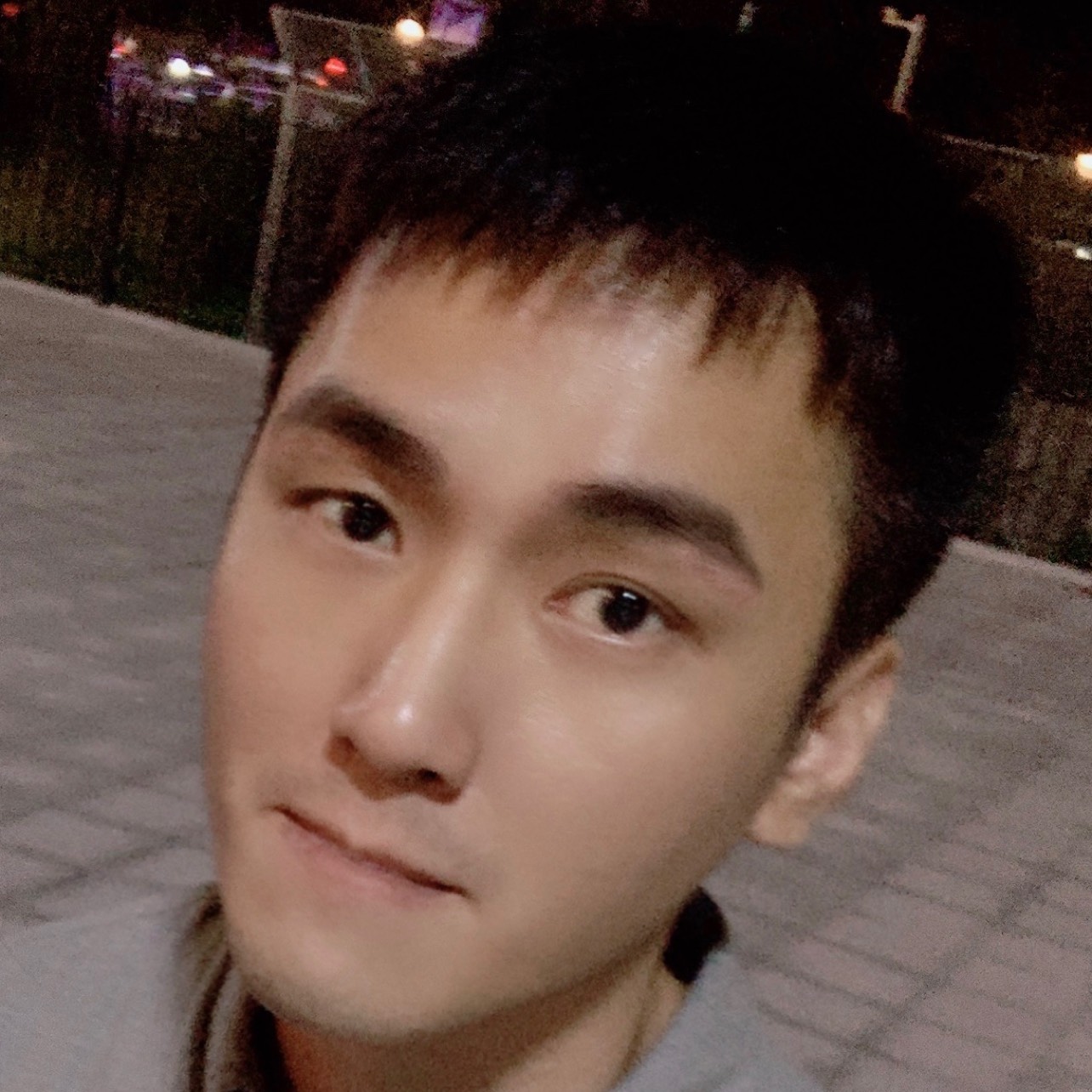 纯硬派霉总